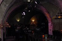 restaurant met muurschilderingen v d Duitse betzetters